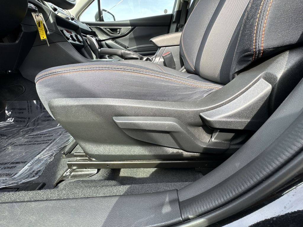 2019 Subaru Crosstrek 2.0i Premium photo 13