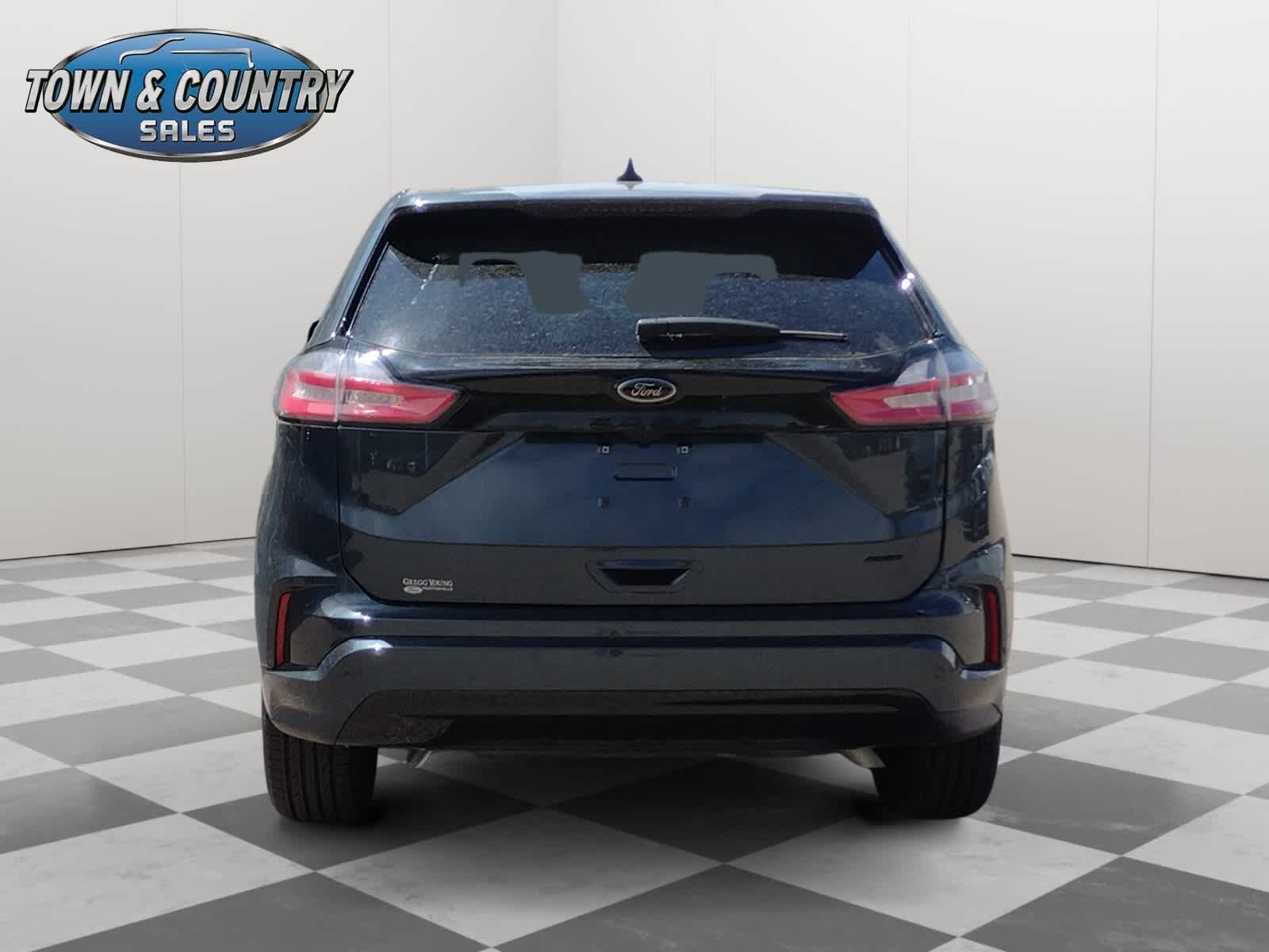 2024 Ford Edge SE photo 6