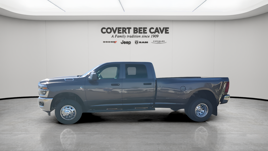2026 Ram 3500 Tradesman photo 4