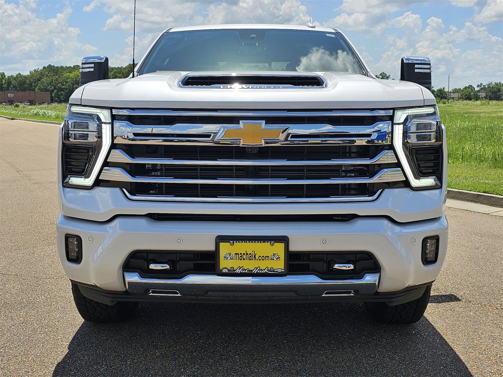 2025 Chevrolet Silverado 2500HD High Country photo 2