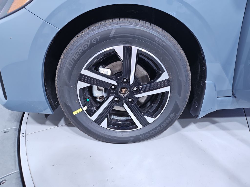 2025 Nissan Sentra SV photo 25