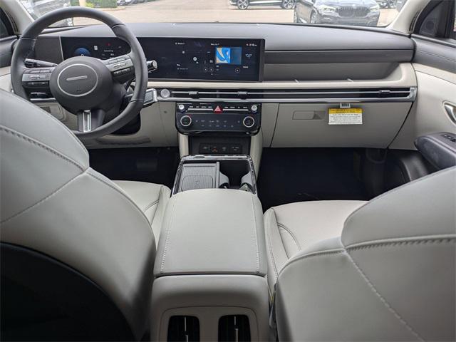 New 2025 Beige Hyundai SEL Convenience image 5