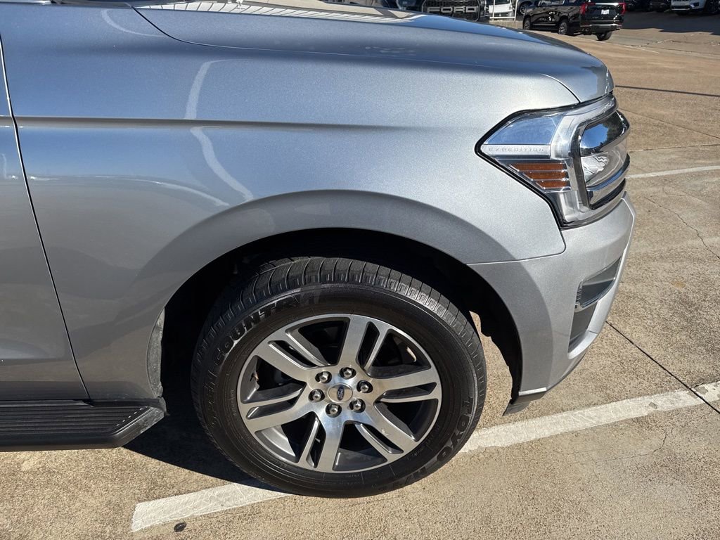 2024 Ford Expedition MAX Limited photo 3