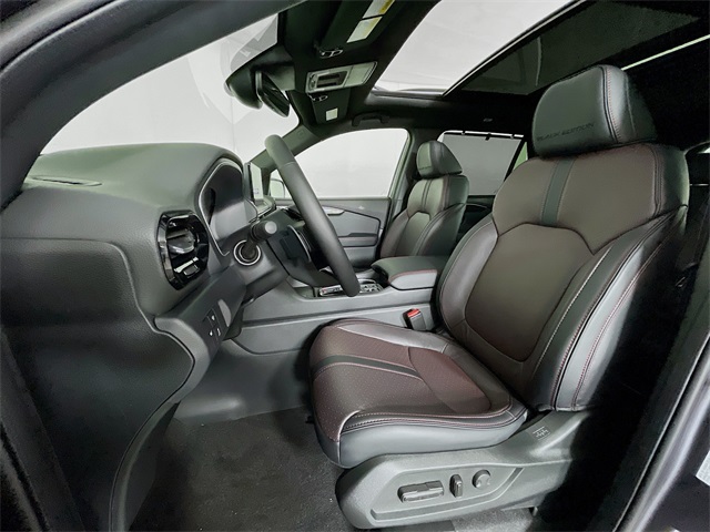 2025 Honda Pilot Black Edition photo 16