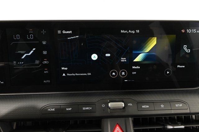 2025 Kia K4 GT-Line photo 14