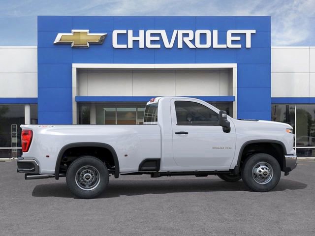2026 Chevrolet Silverado 3500HD photo 4