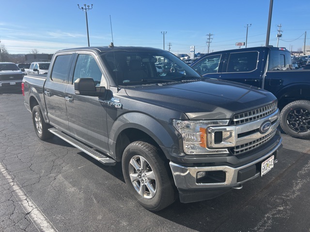 2020 Ford F-150 XLT's photo