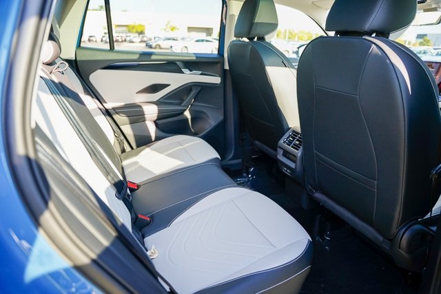 2025 Volkswagen Tiguan SE photo 34