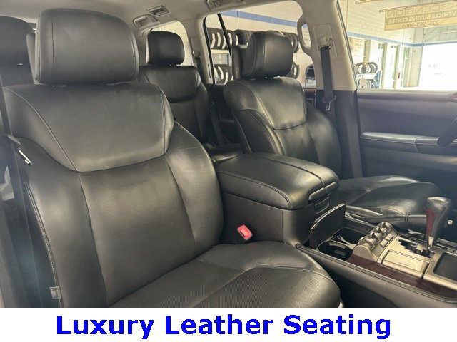 2013 Lexus LX 570 photo 4