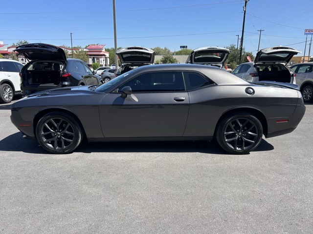 2020 Dodge Challenger SXT photo 4
