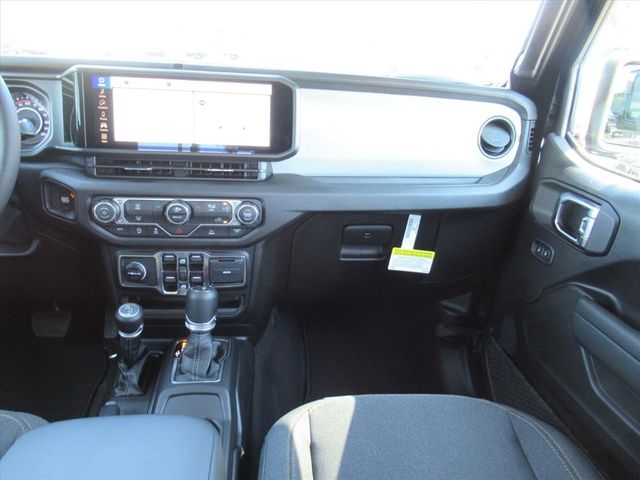 2025 Jeep Gladiator Sport S photo 14
