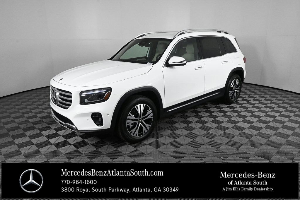 2025 Mercedes-Benz GLB Base's photo
