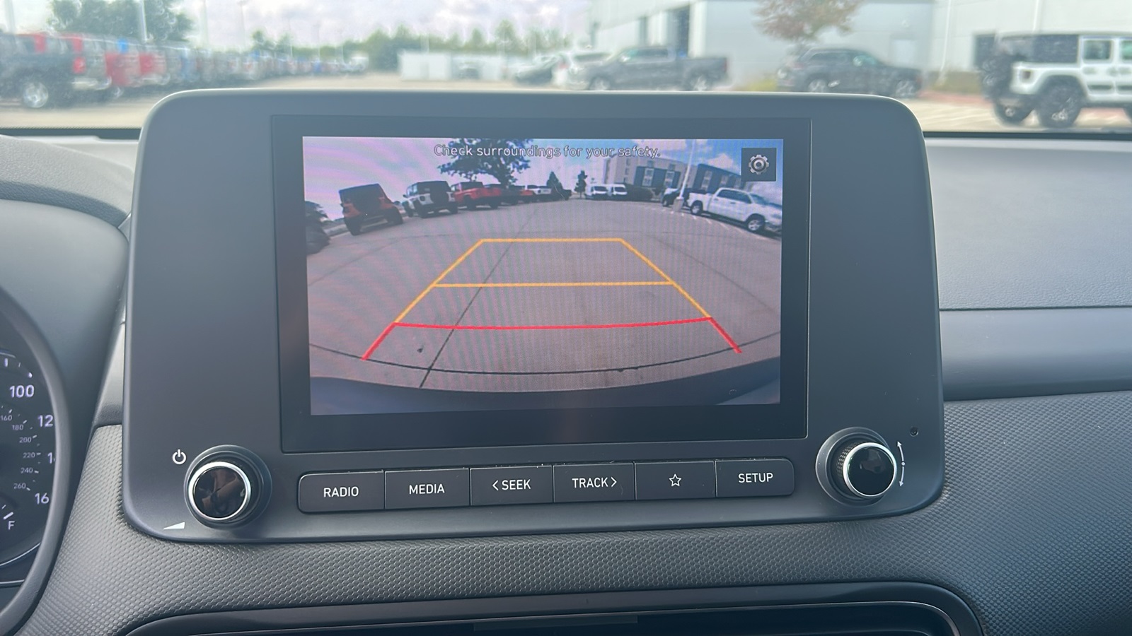 2023 Hyundai Kona SEL photo 29