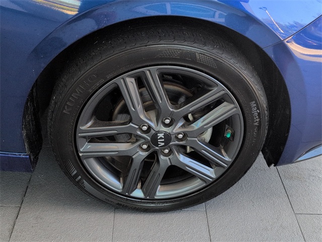 2020 Kia Forte GT-Line photo 15