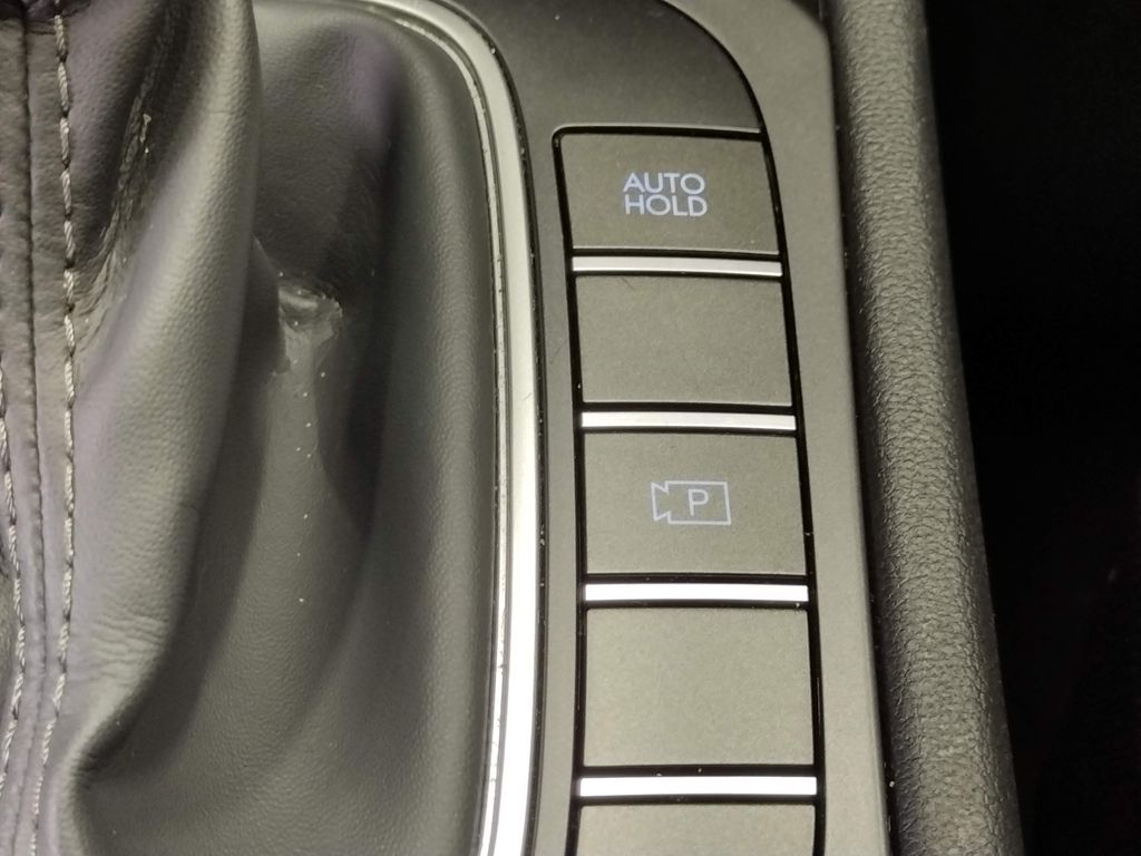 2024 Hyundai Kona SEL photo 28