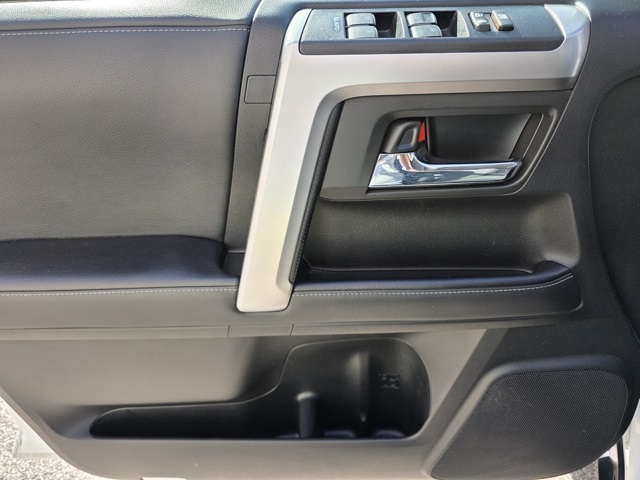 2024 Toyota 4Runner SR5 Premium photo 10