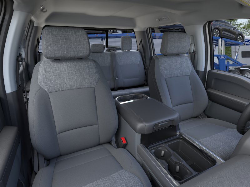2026 Ford F-450 XLT photo 9