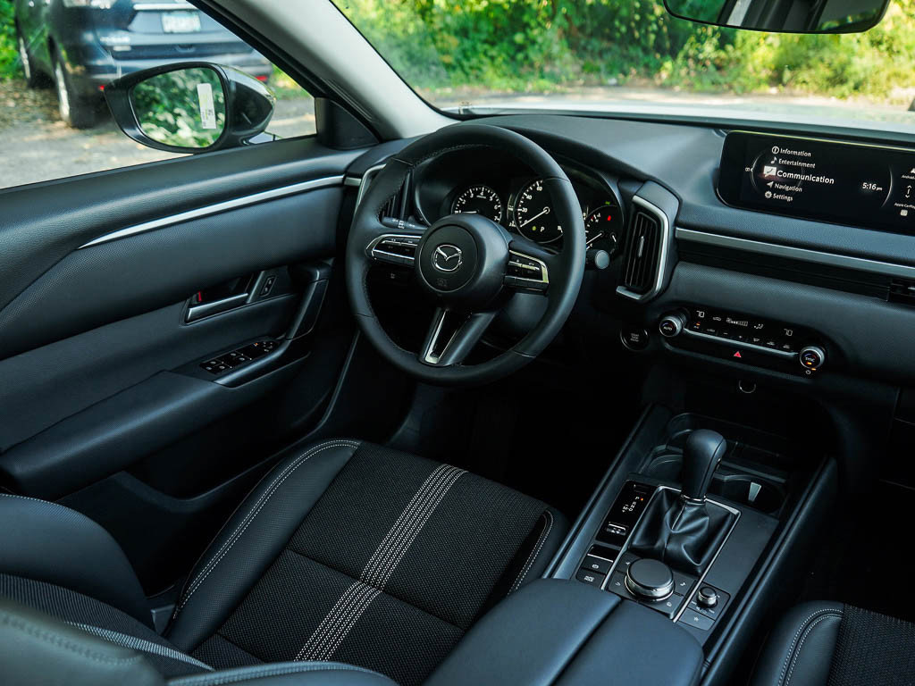 2025 Mazda CX-50 2.5 Select photo 13