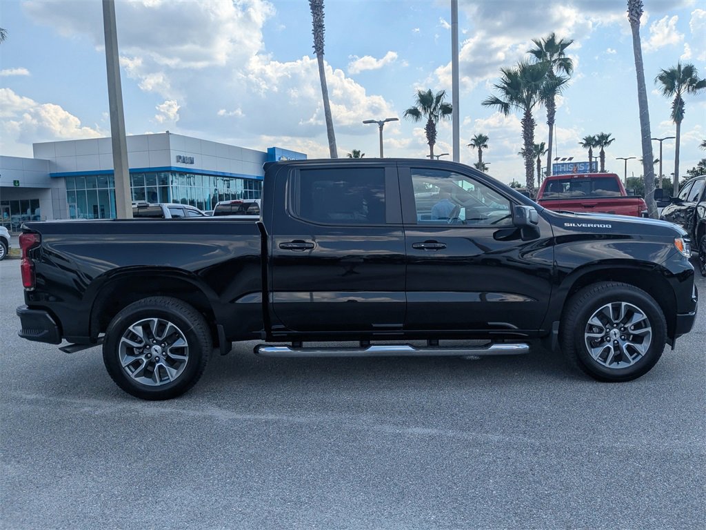 2026 Chevrolet Silverado 1500 RST photo 2
