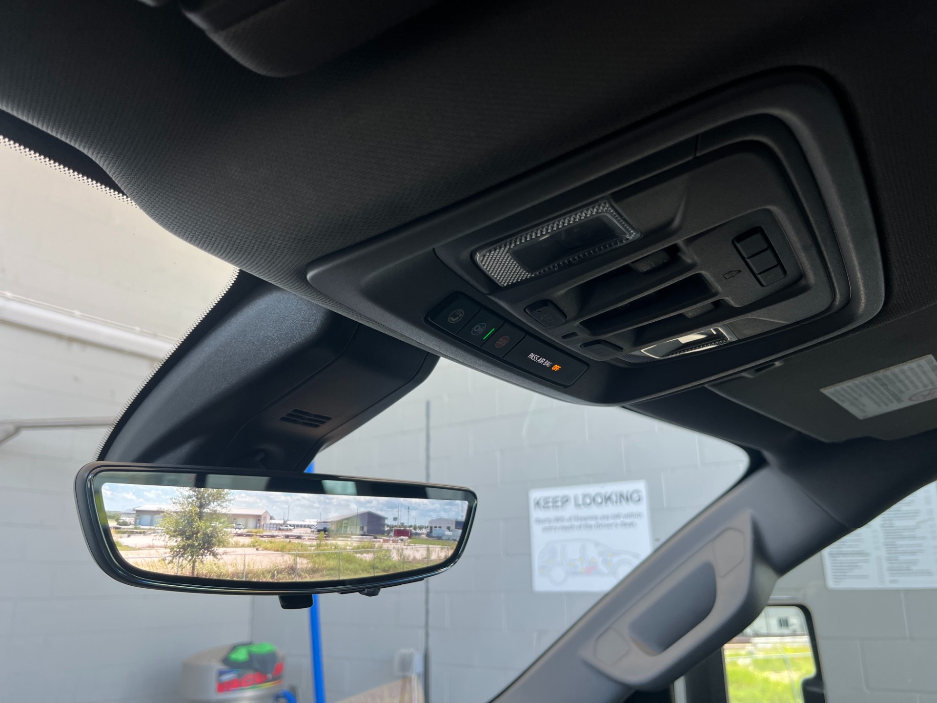 2023 Gmc Sierra 3500 Denali photo 12