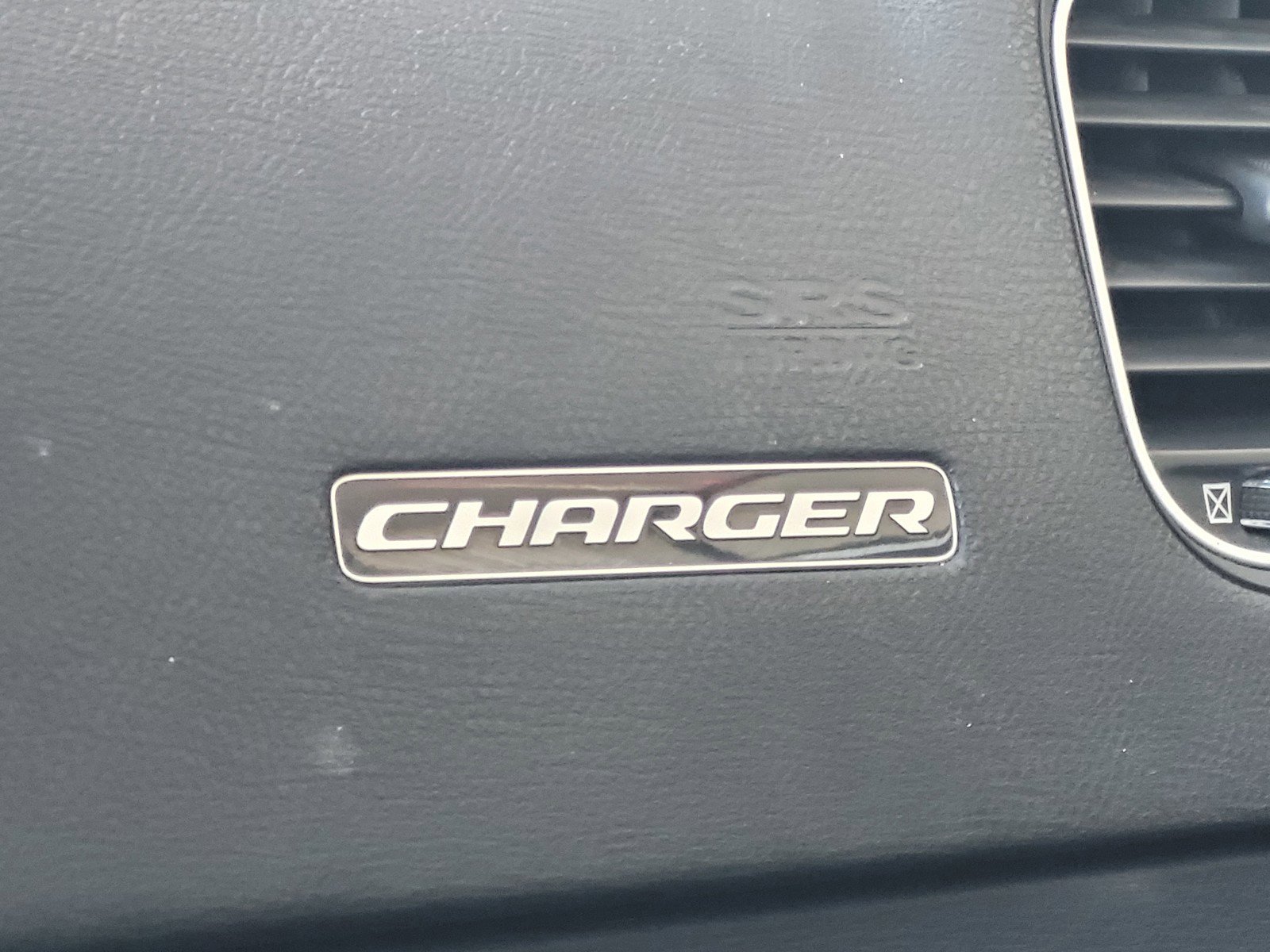 2021 Dodge Charger SXT photo 17