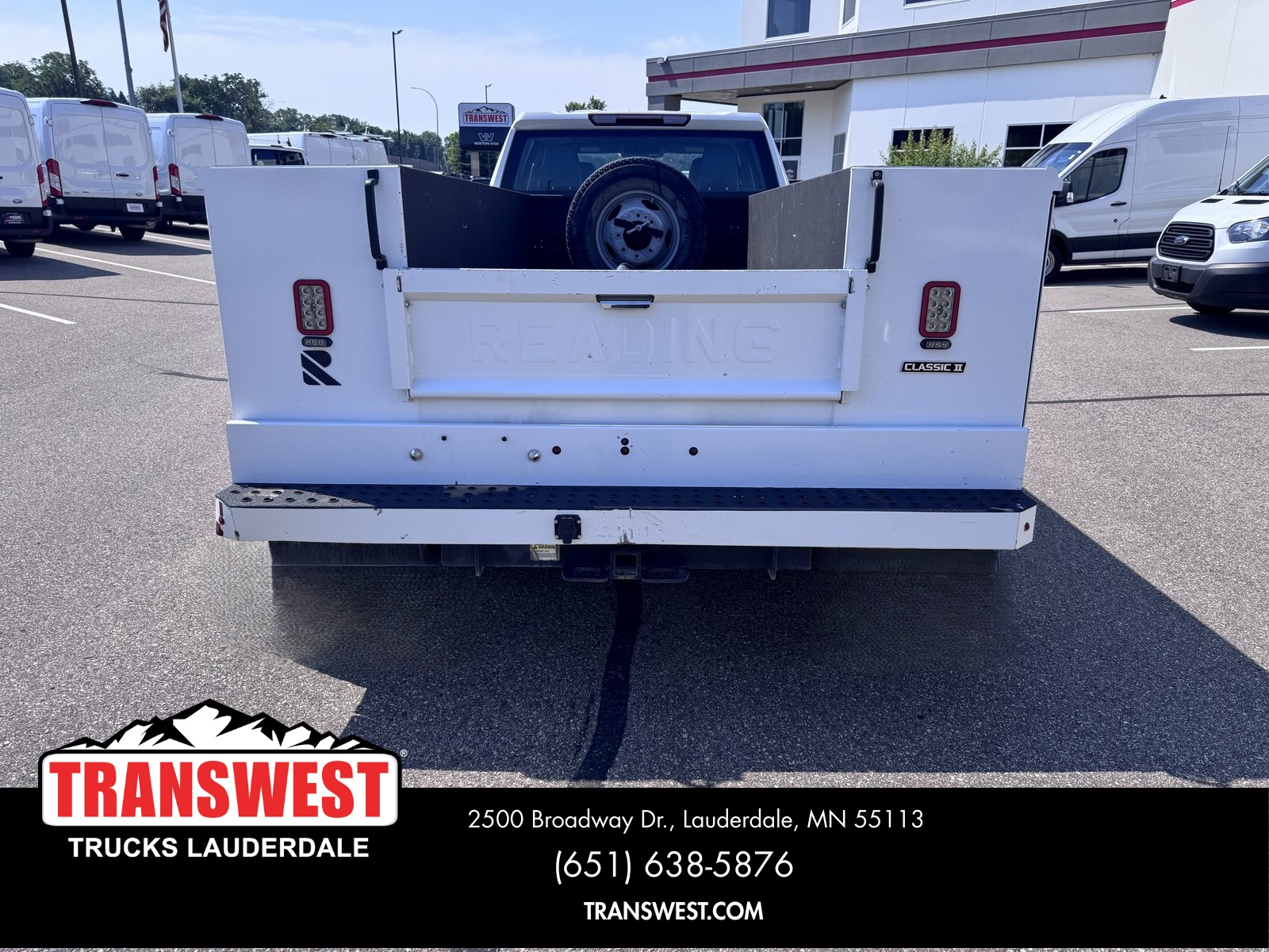 2023 Chevrolet Silverado 3500HD Work Truck photo 4