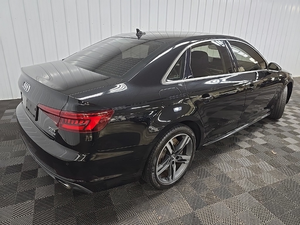 2018 Audi A4 2.0T Premium Plus Quattro photo 10