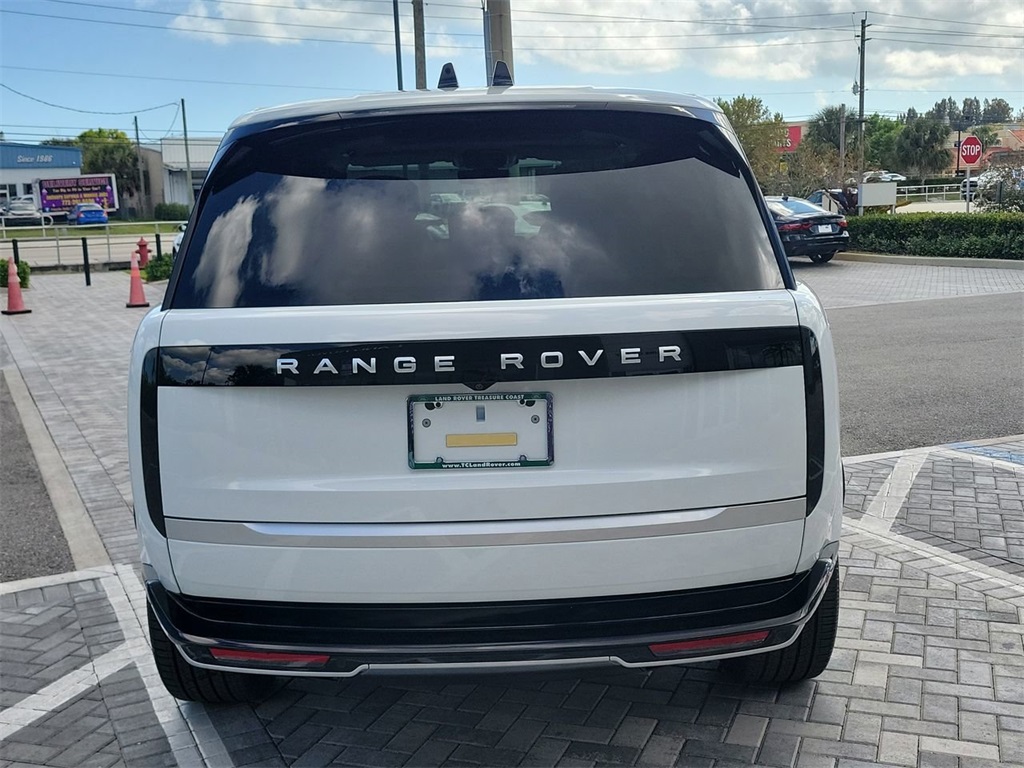 2025 Land Rover Range Rover Autobiography photo 4