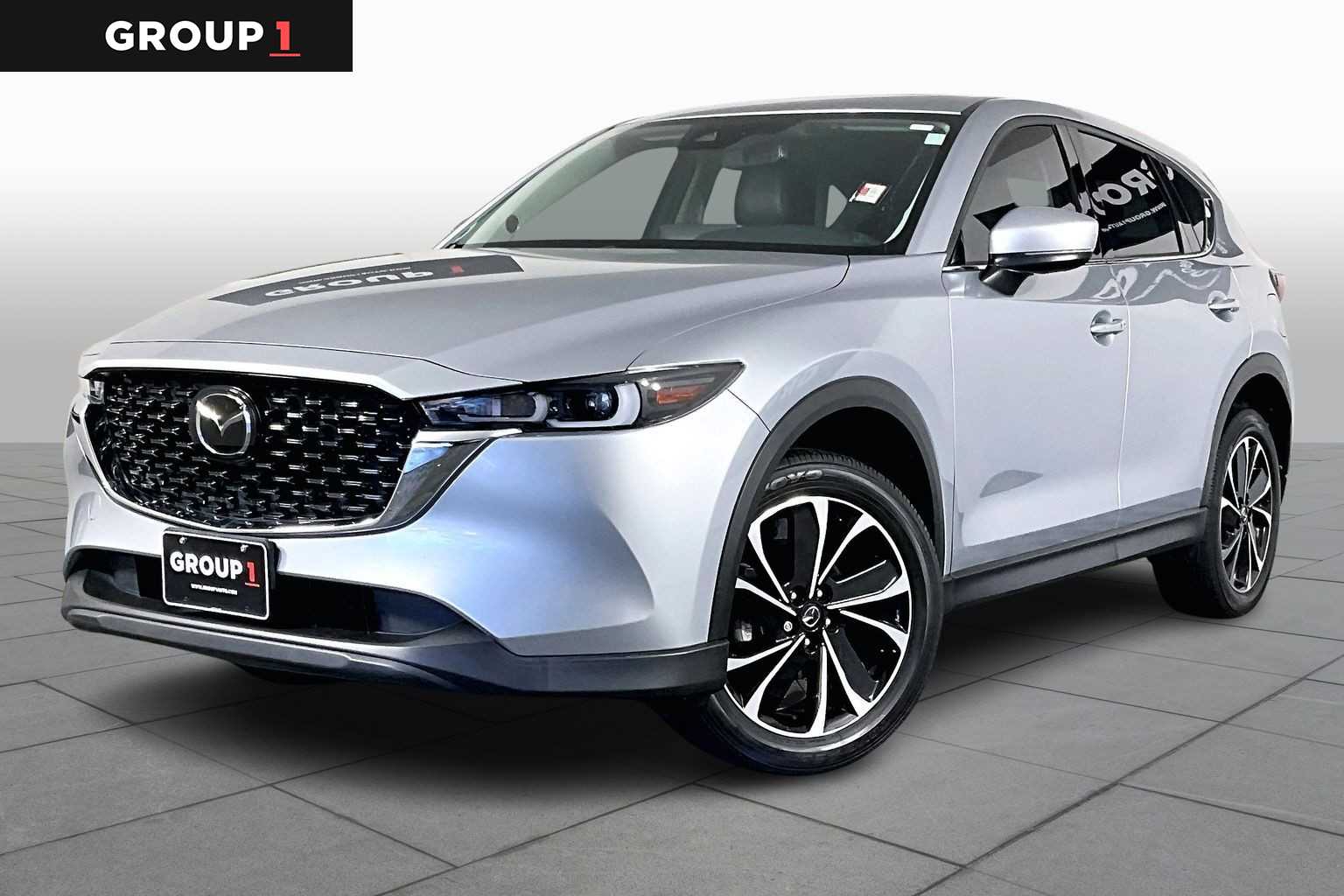 2023 Mazda CX-5 S Premium package