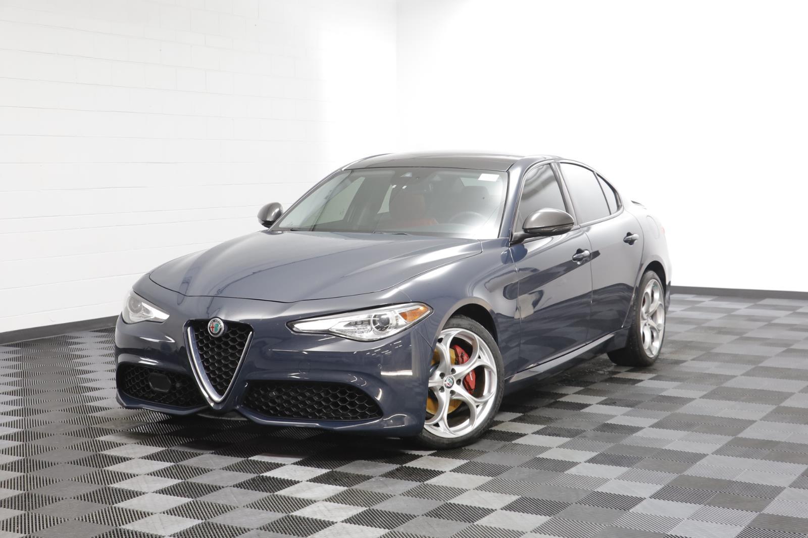 2019 Alfa Romeo Giulia Ti Sport's photo