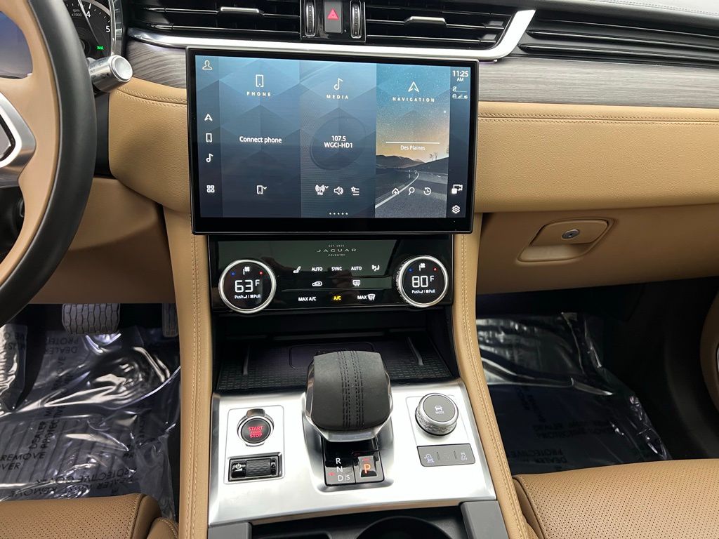 2022 Jaguar F-PACE P250 S photo 33