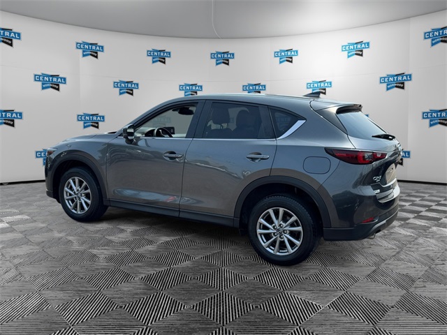 2022 Mazda CX-5 2.5 S Preferred photo 3