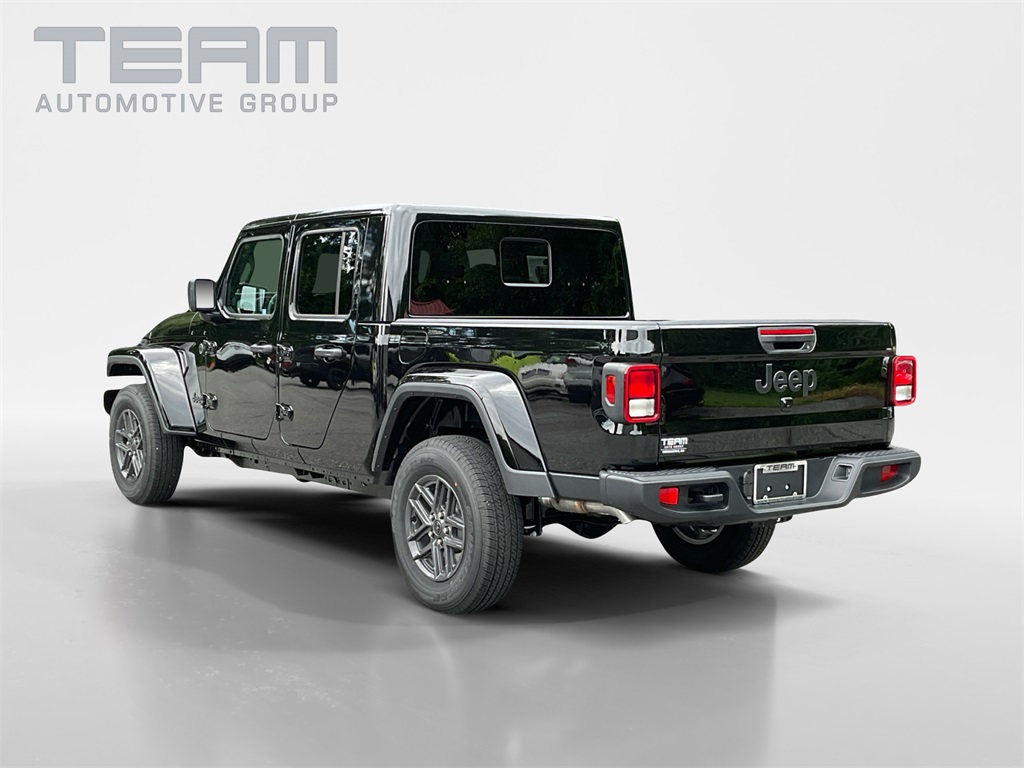 2025 Jeep Gladiator Sport S photo 5