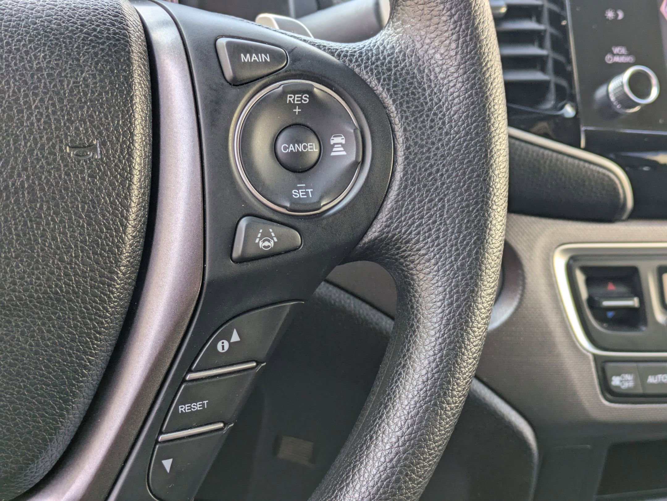 2021 Honda Ridgeline Sport photo 15