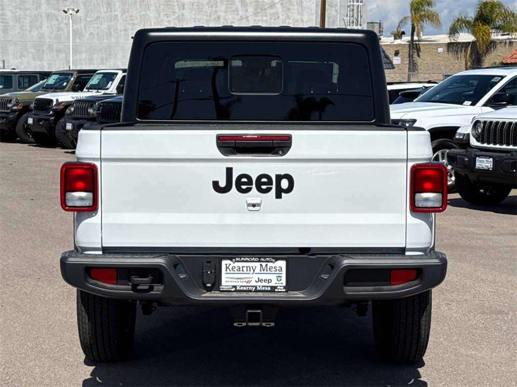 2025 Jeep Gladiator Sport photo 11