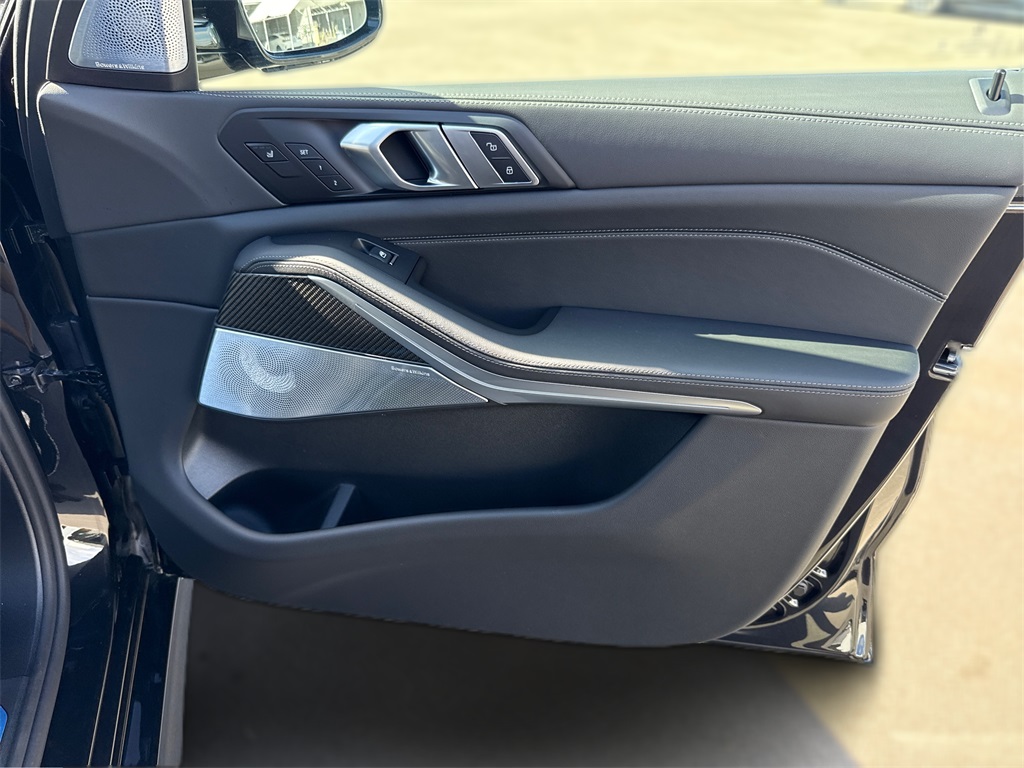 2026 Bmw X7 M60i photo 27