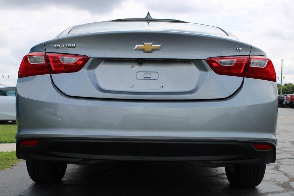 2023 Chevrolet Malibu 1LT photo 9