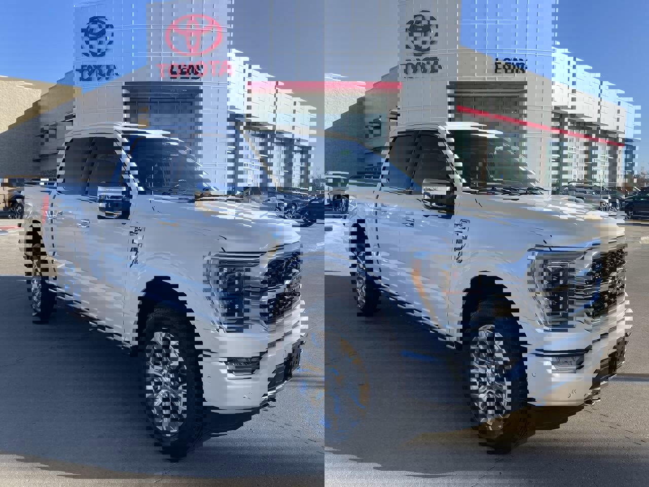 2022 Ford F-150 Platinum's photo