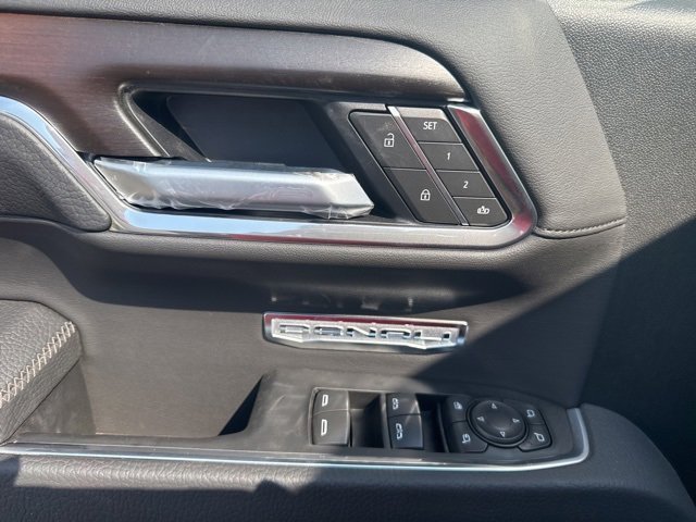 2025 Gmc Sierra Denali photo 9