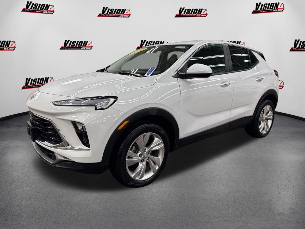 2024 Buick Encore GX Preferred's photo