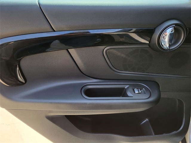 2021 Mini Cooper Signature photo 12