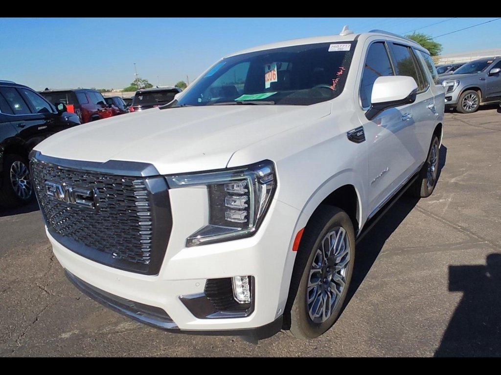 2024 GMC Yukon Denali Ultimate's photo