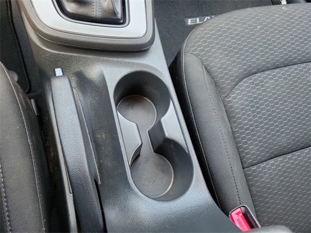 2020 Hyundai Elantra SE photo 24