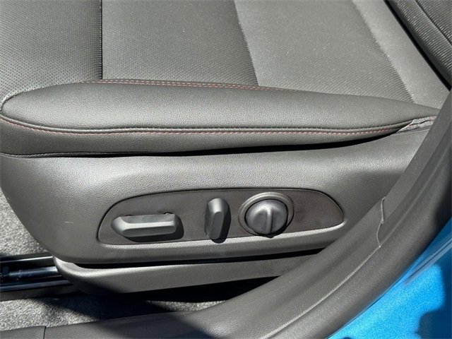 2025 Chevrolet Trax photo 13