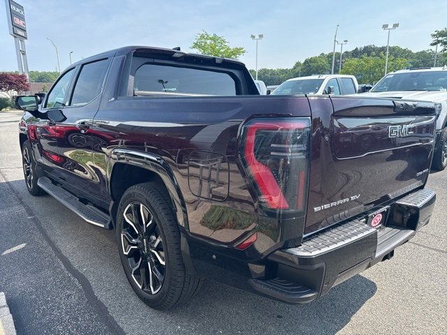 2025 Gmc Sierra EV Denali photo 5