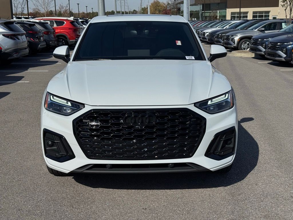 2022 Audi Q5 Sportback 45 S line Premium Plus photo 2