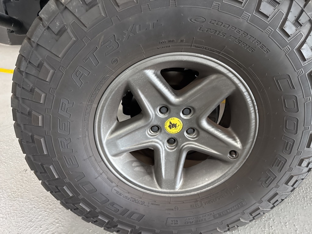2006 Jeep Wrangler Unlimited Rubicon photo 3