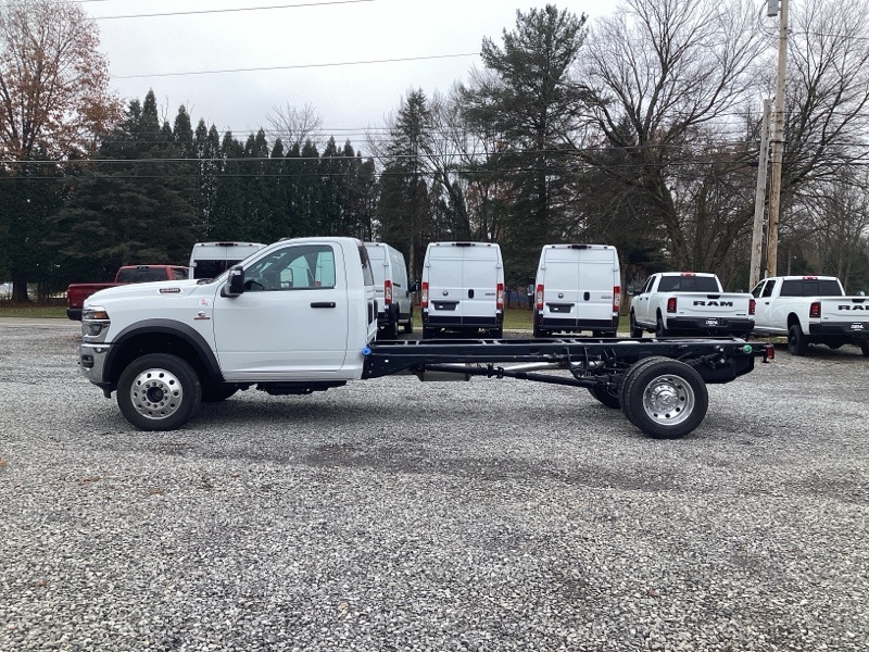 2026 Ram 5500 Tradesman photo 4