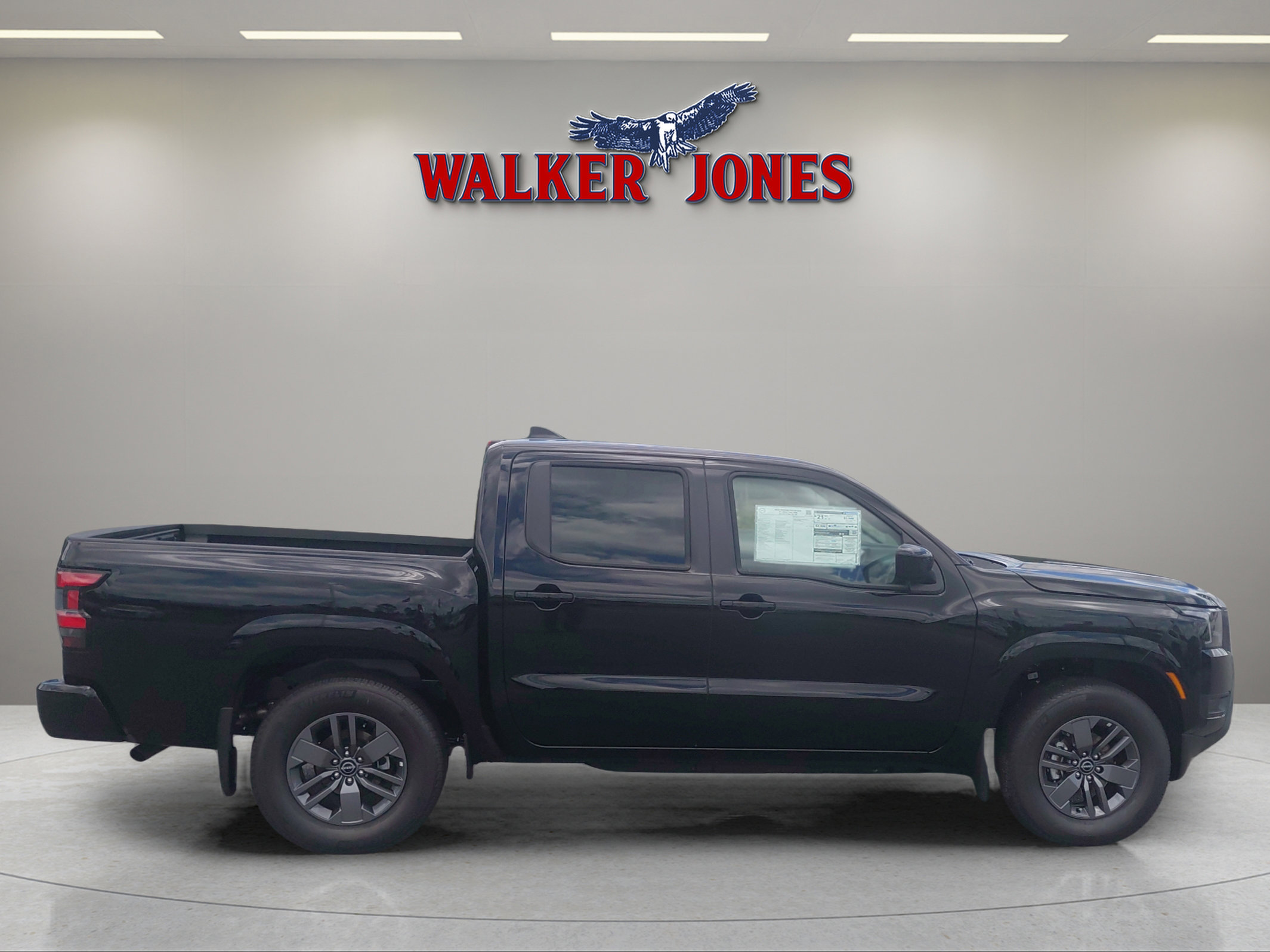 2025 Nissan Frontier Crew Cab SV photo 4