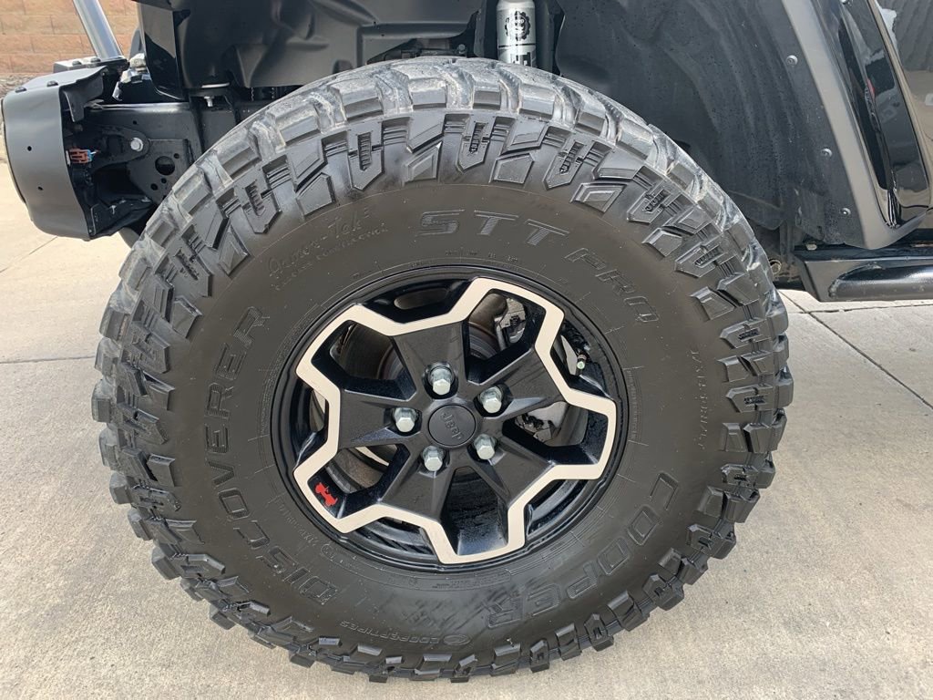 2020 Jeep Gladiator Rubicon photo 17